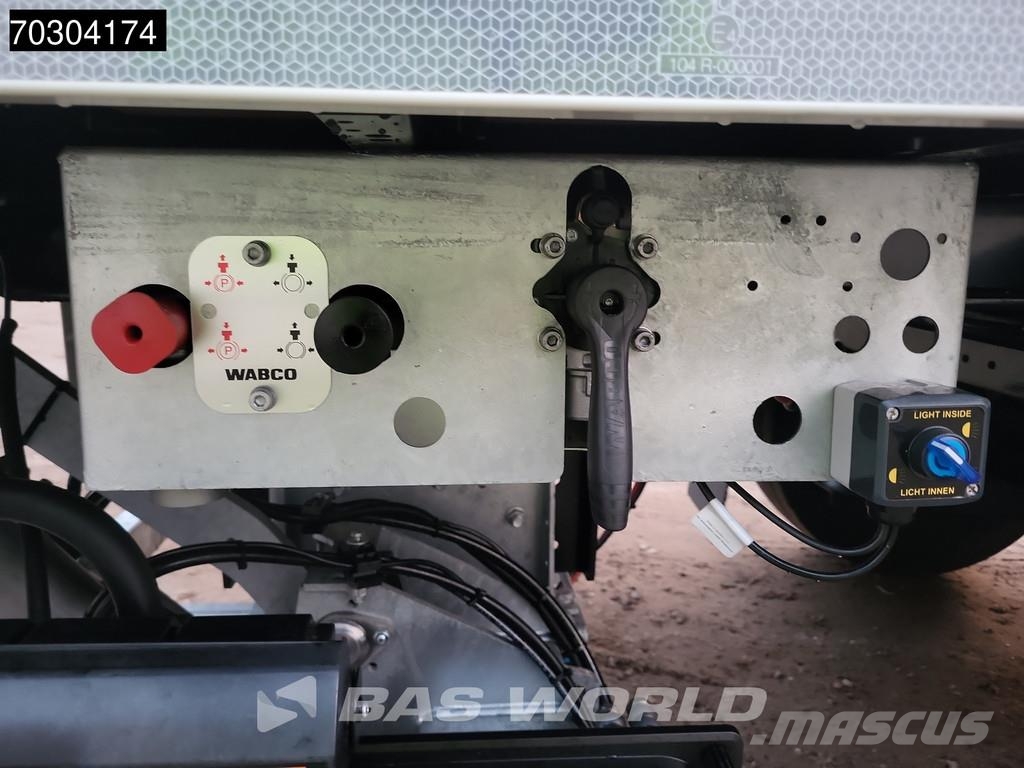 SYSTEM TRAILERS LPRS18 NEW Tailgate, Steering Axle Kofferauflieger