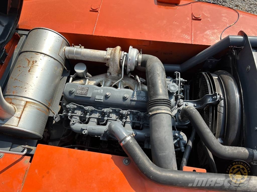 Hitachi ZAISX200 Bagri goseničarji