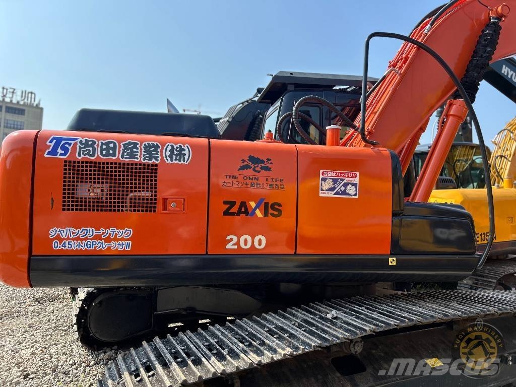 Hitachi ZAISX200 Bagri goseničarji