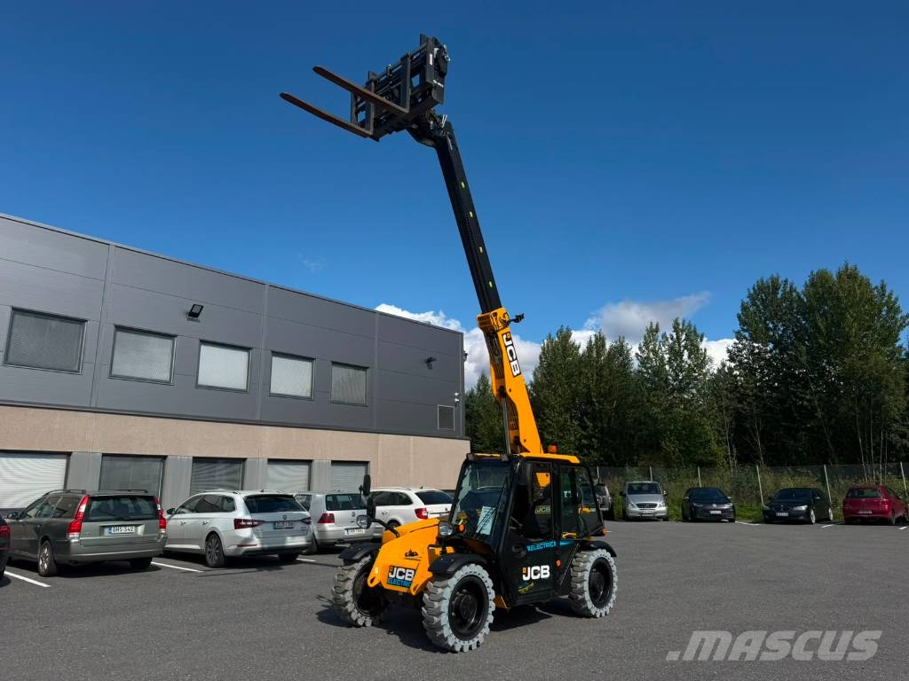 JCB 525-60E Teleskoplæssere