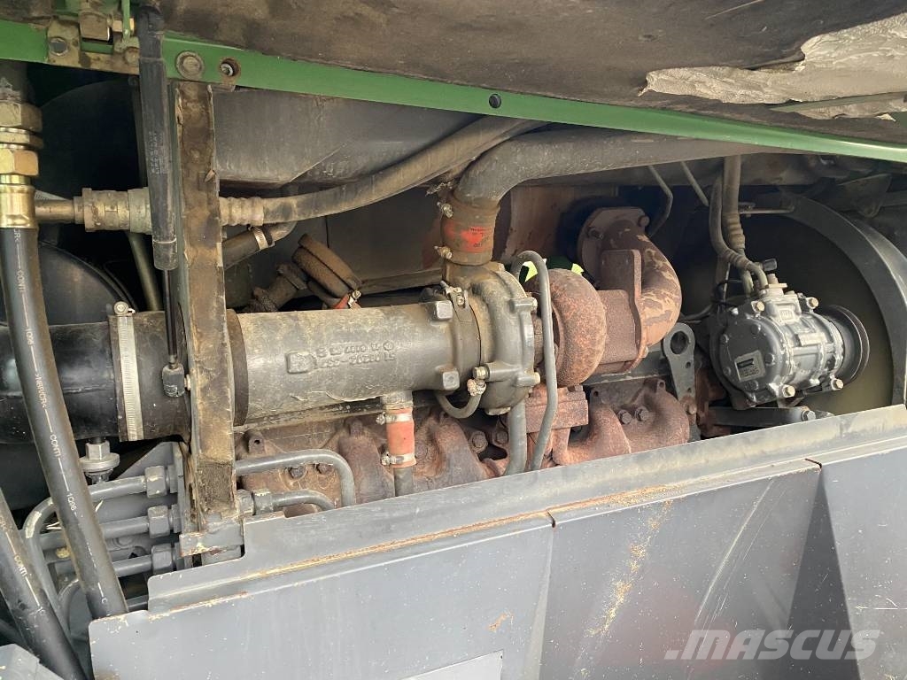 Fendt 822 TURBOSHIFT 1er Main/Certificat CE endommagé Traktorid