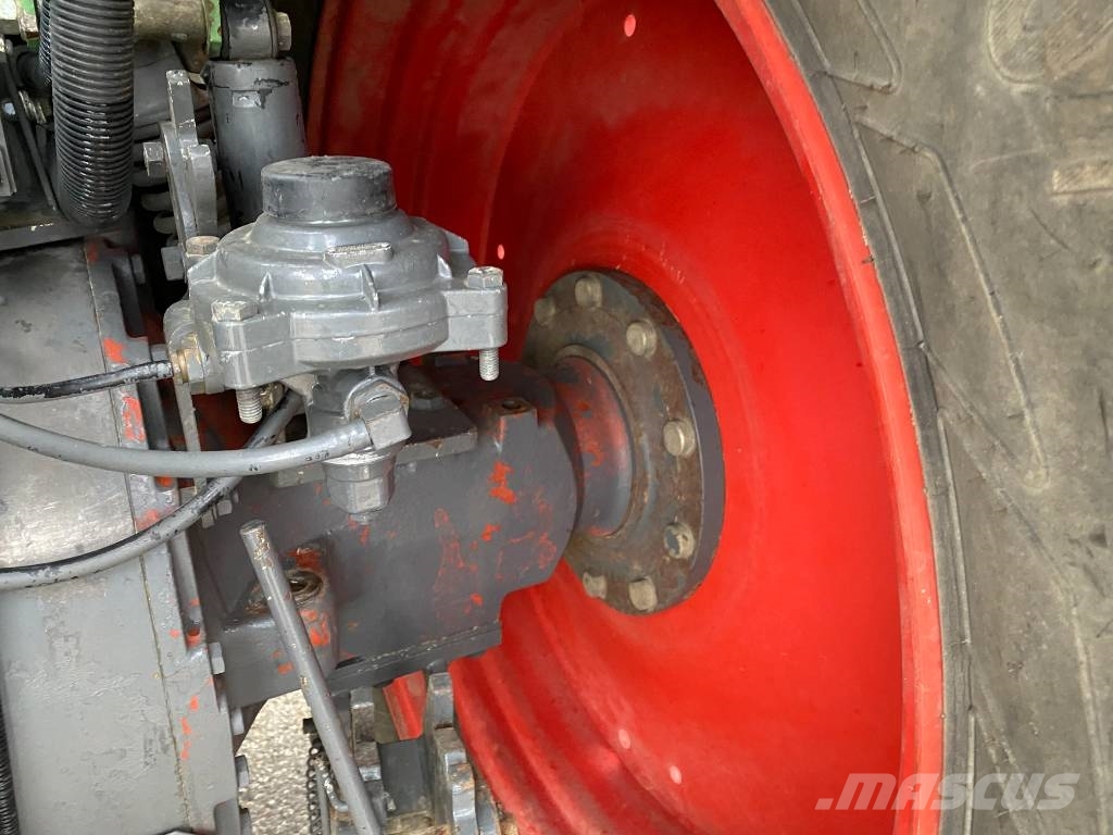 Fendt 822 TURBOSHIFT 1er Main/Certificat CE endommagé Traktorid