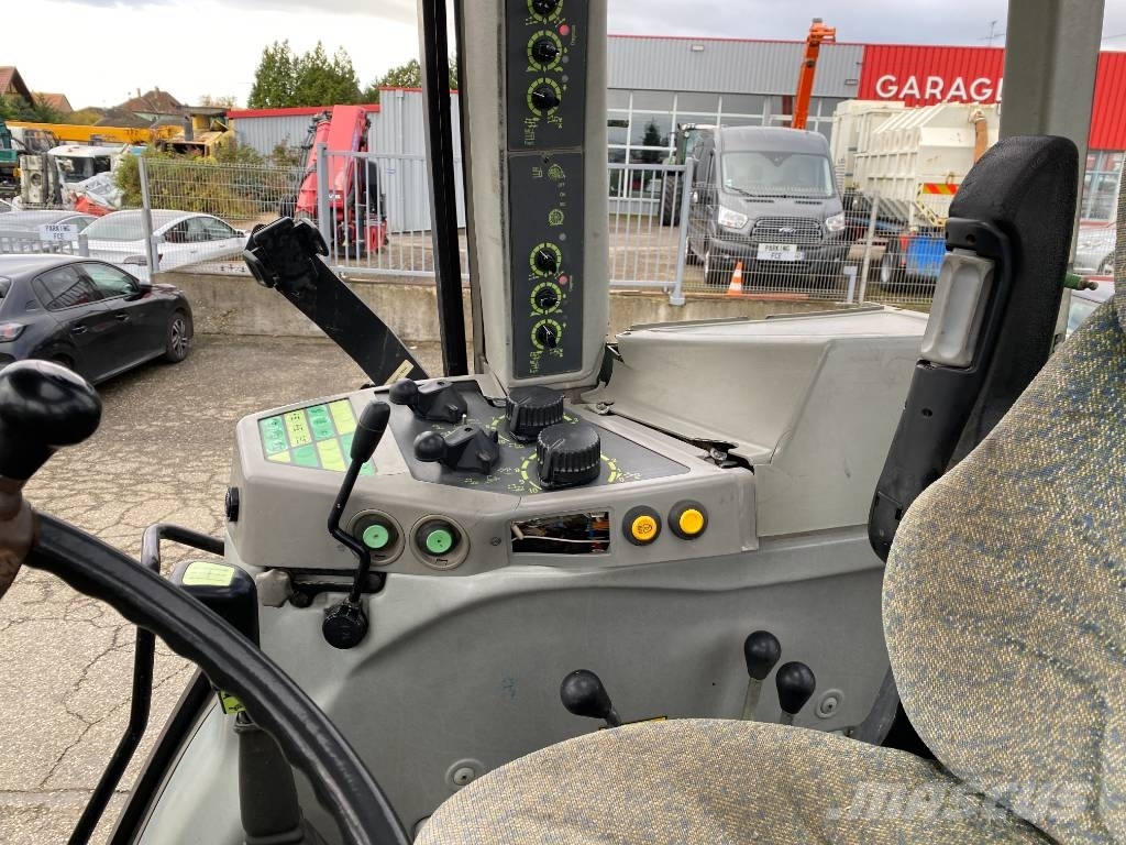 Fendt 822 TURBOSHIFT 1er Main/Certificat CE endommagé Traktorid