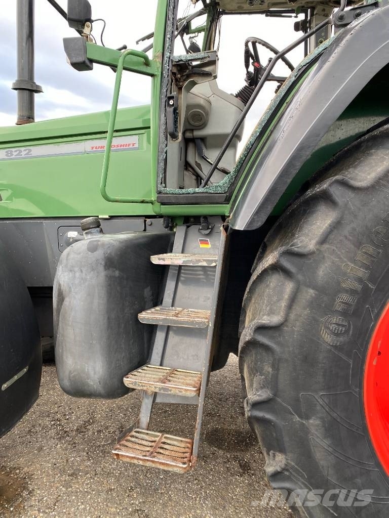 Fendt 822 TURBOSHIFT 1er Main/Certificat CE endommagé Traktorid