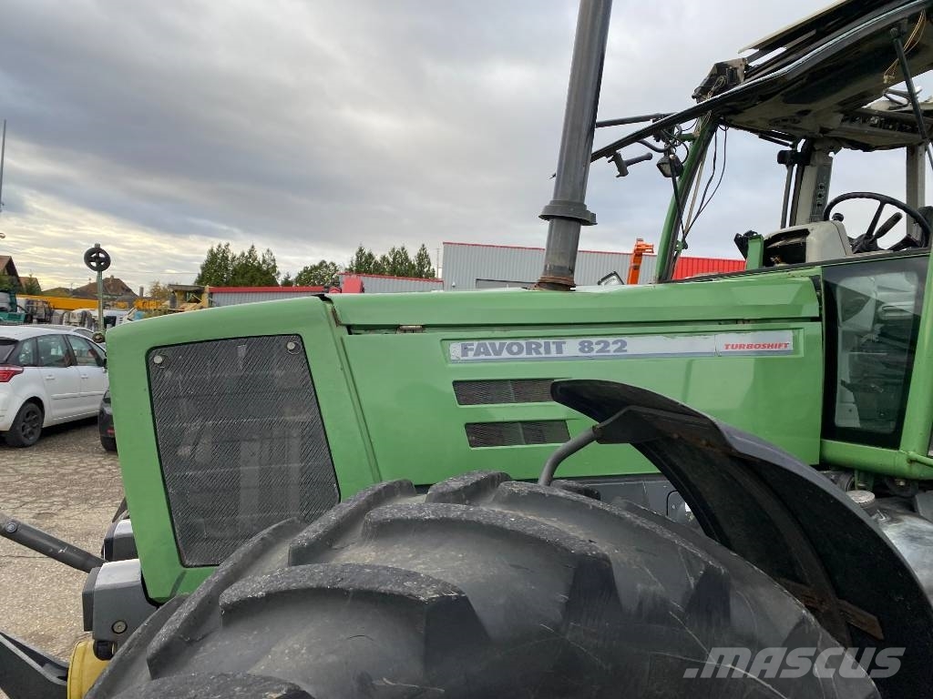 Fendt 822 TURBOSHIFT 1er Main/Certificat CE endommagé Traktorid
