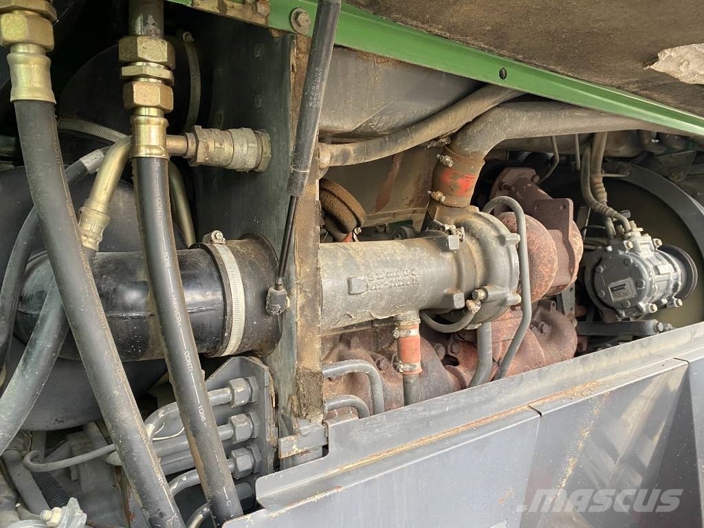 Fendt 822 TURBOSHIFT 1er Main/Certificat CE endommagé Traktorid