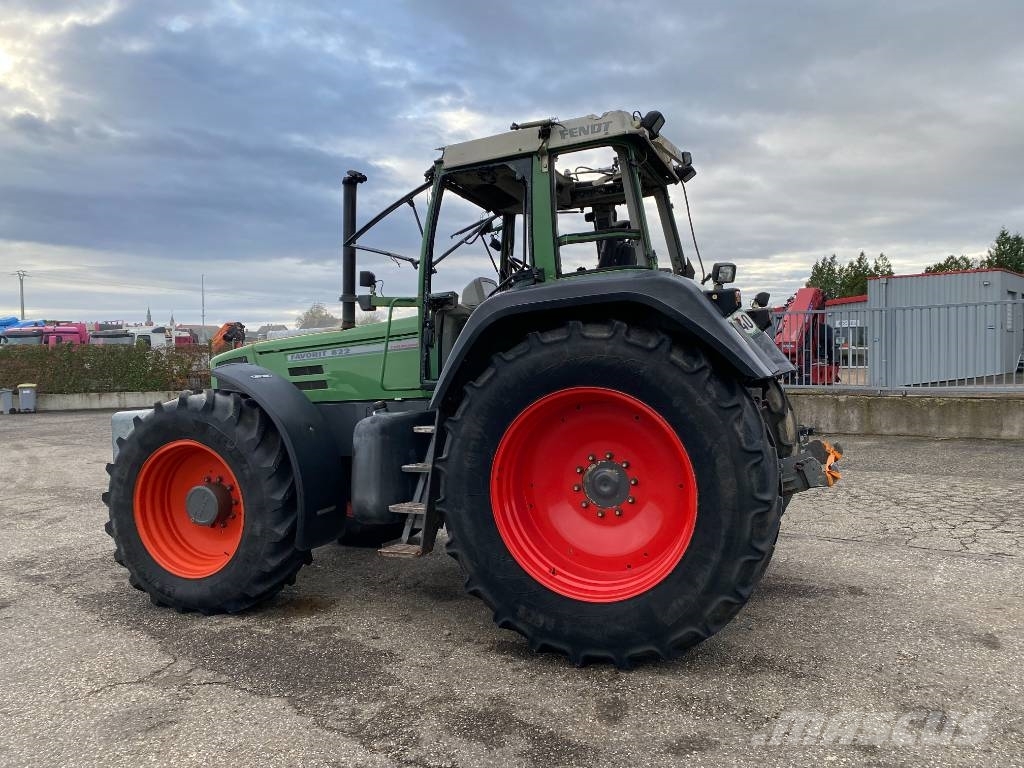 Fendt 822 TURBOSHIFT 1er Main/Certificat CE endommagé Traktorid