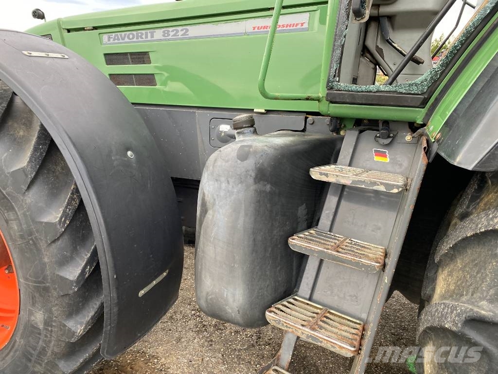 Fendt 822 TURBOSHIFT 1er Main/Certificat CE endommagé Traktorid