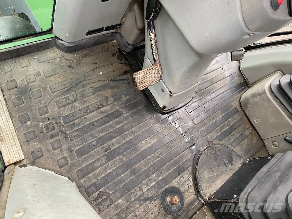 Fendt 822 TURBOSHIFT 1er Main/Certificat CE endommagé Traktorid