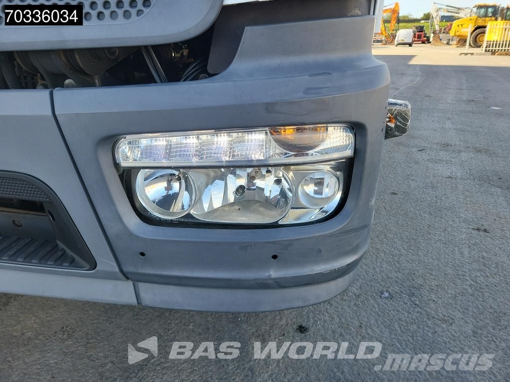 Mercedes-Benz Atego 1523 4X2 15tonner 5mtr Box 2000kg Tailgate A Box trucks