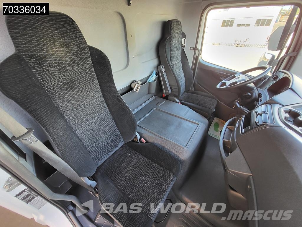 Mercedes-Benz Atego 1523 4X2 15tonner APK 5mtr Box 2000kg Tailga Bakwagens met gesloten opbouw
