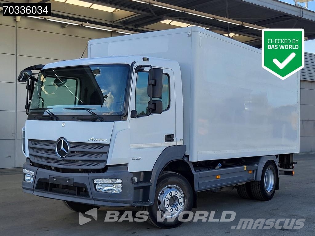 Mercedes-Benz Atego 1523 4X2 15tonner APK 5mtr Box 2000kg Tailga Bakwagens met gesloten opbouw