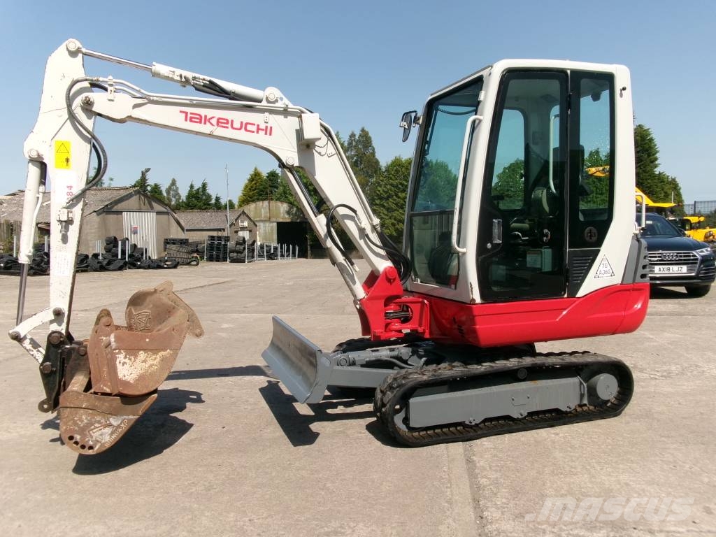 Takeuchi TB 228 Miniescavatori