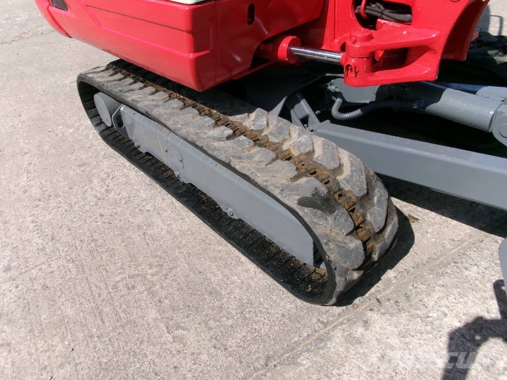 Takeuchi TB 228 Miniescavatori