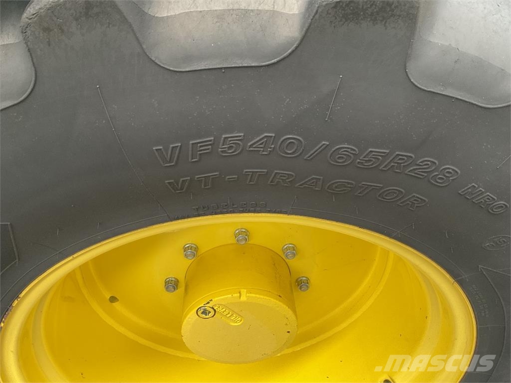 John Deere 6140M Tractores