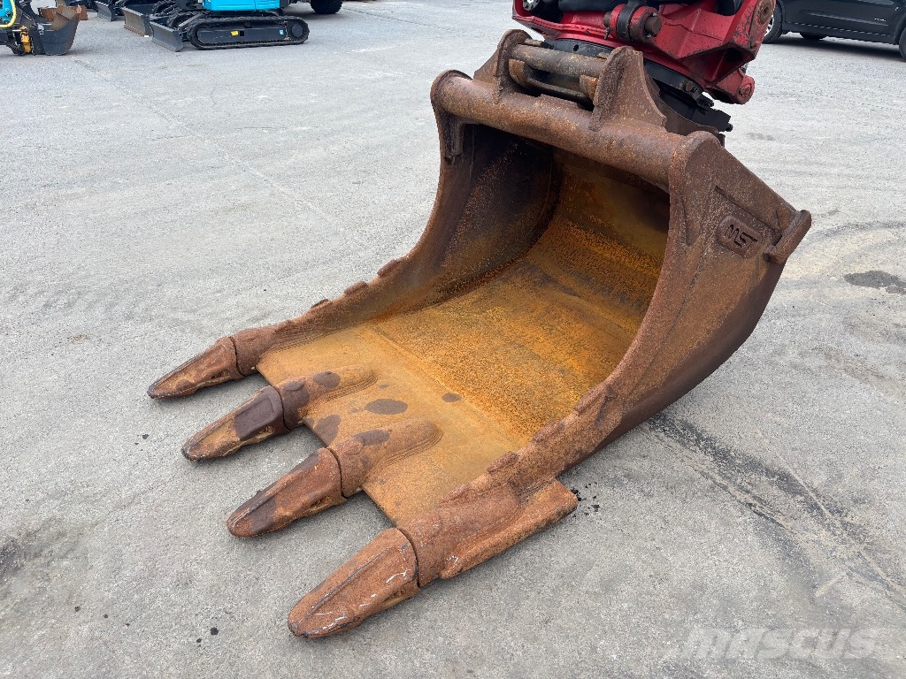 Volvo EC 300 D / Uusi alakerta, 3D, Pyörittäjä, Kauha Gravemaskiner på larvebånd