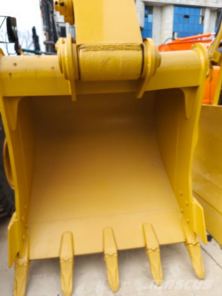 CAT 330GC 대형 굴삭기 29톤 이상