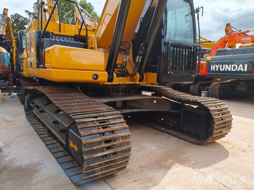 CAT 330GC 대형 굴삭기 29톤 이상