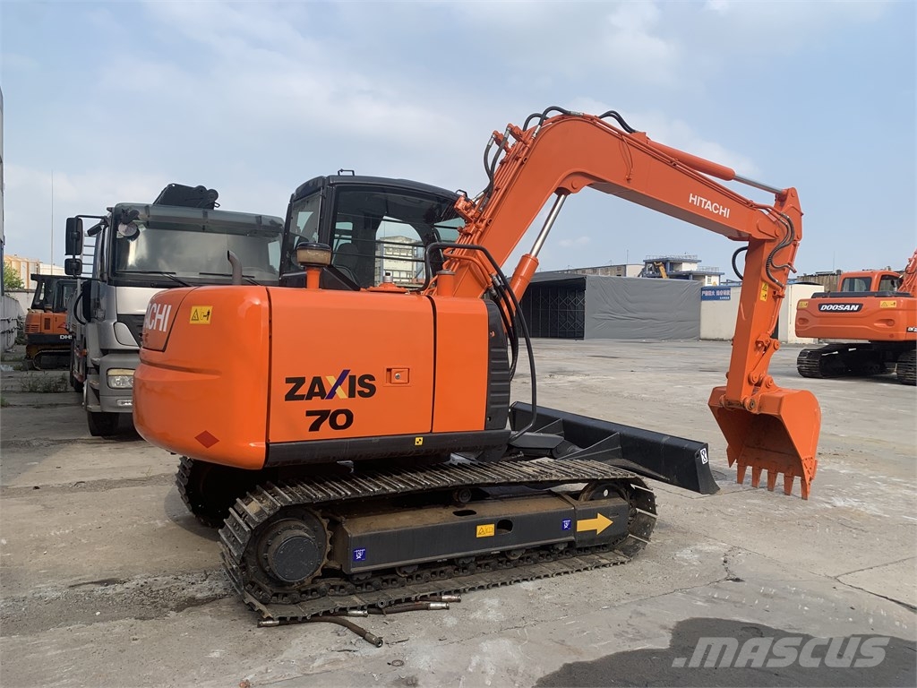Hitachi ZX 70 LC Midigraafmachines 7t - 12t