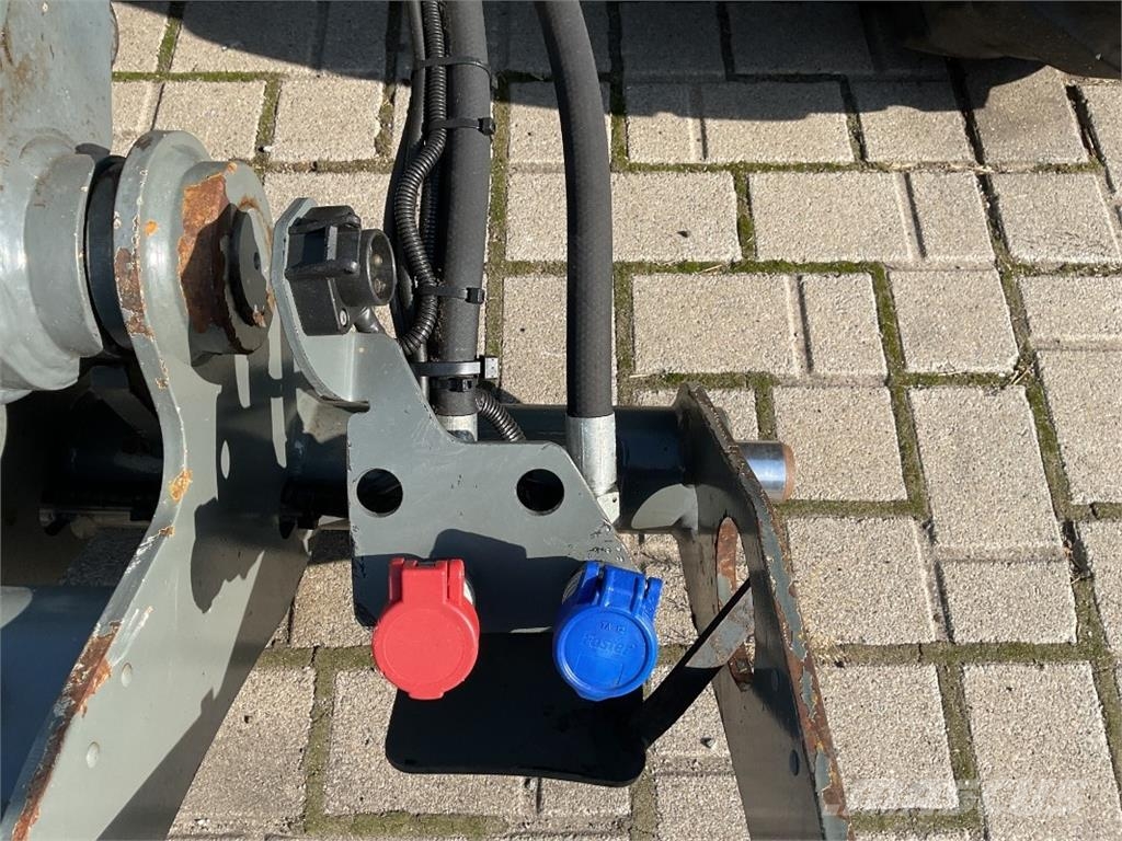 Kramer KT407 Teleskopski viličarji