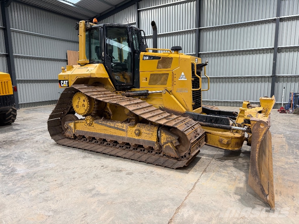 CAT D 6 N LGP Crawler dozers