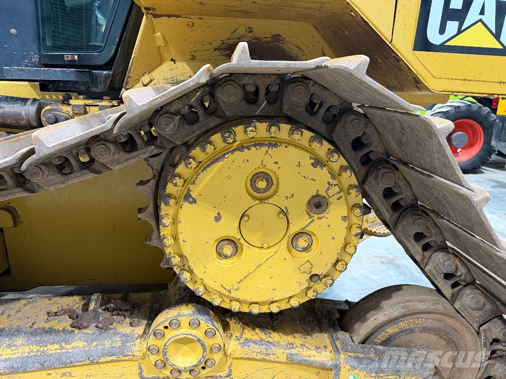CAT D 6 N LGP Crawler dozers