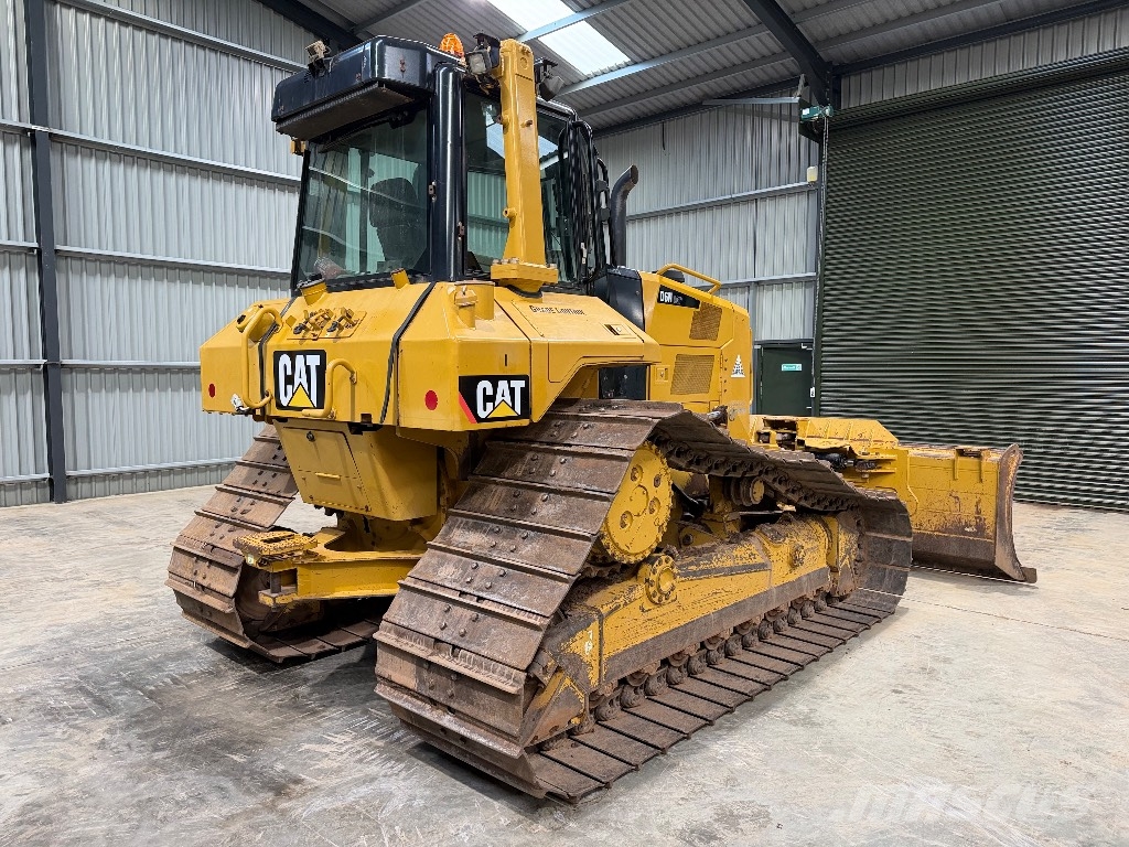 CAT D 6 N LGP Crawler dozers