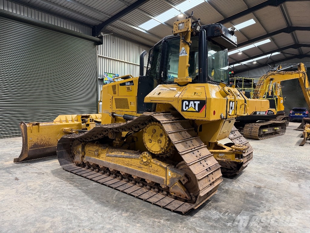 CAT D 6 N LGP Crawler dozers