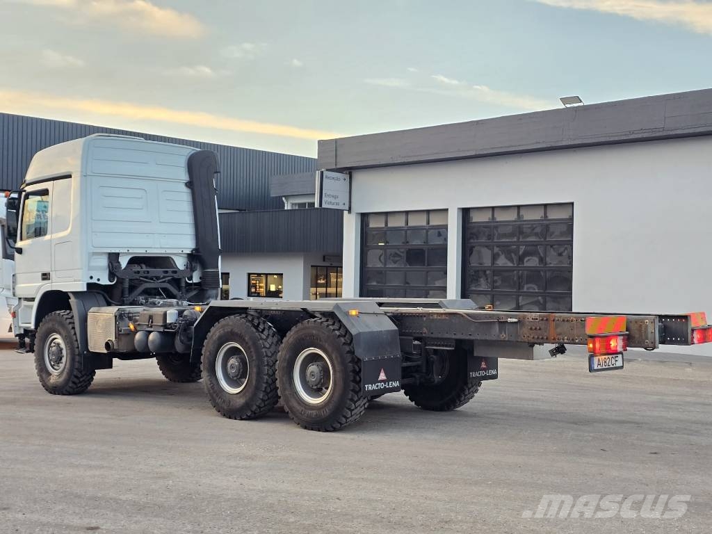 Mercedes-Benz Actros 3335 AK Kamioni-šasije