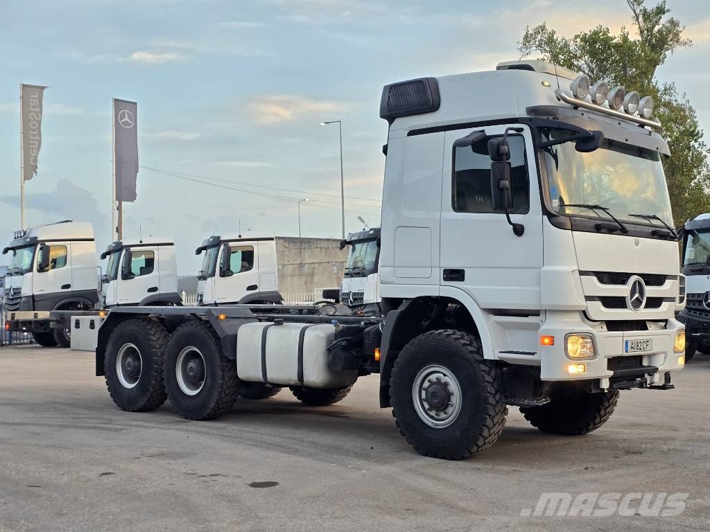 Mercedes-Benz Actros 3335 AK Kamioni-šasije