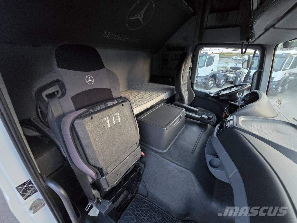 Mercedes-Benz Actros 3335 AK Kamioni-šasije