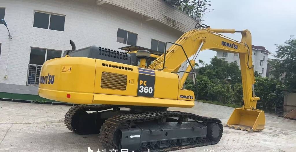Komatsu PC 360 Vikšriniai ekskavatoriai