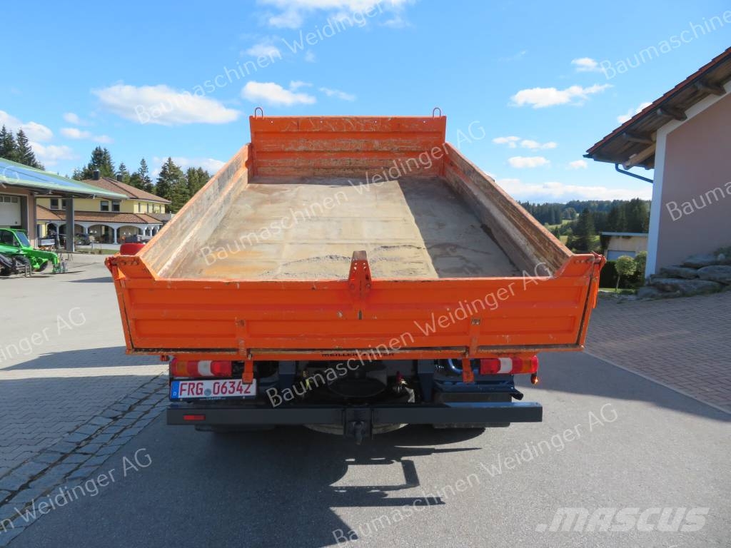 Mercedes-Benz 818 Pritschenwagen/Pritschenwagen mit Seitenklappe