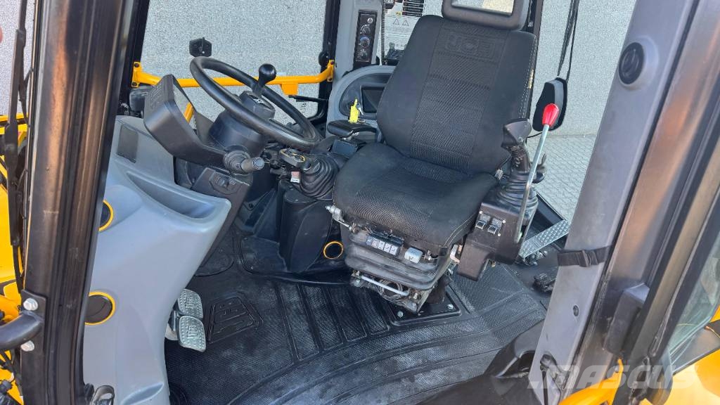 JCB 4 CX 14 Buldoexcavatoare