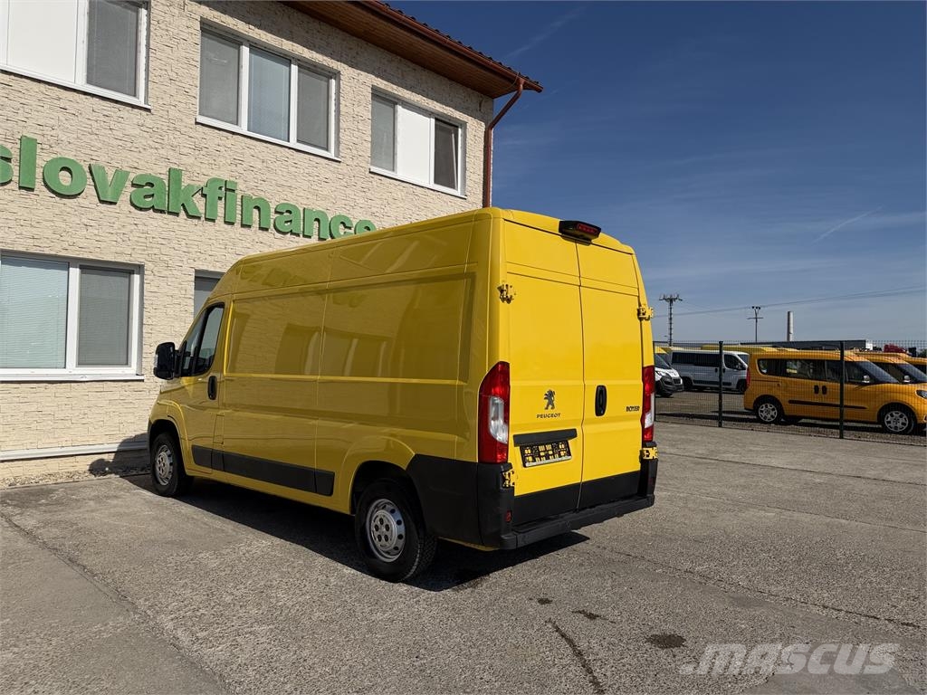 Peugeot Boxer VIN 423 Dostavna vozila / kombiji