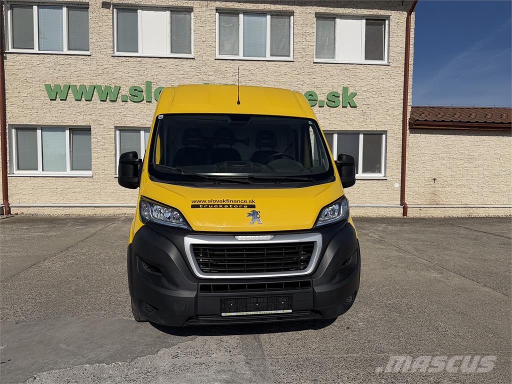 Peugeot Boxer VIN 423 Dostavna vozila / kombiji
