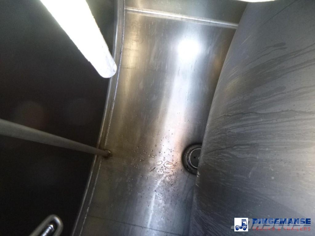 Scania P280 4x2 fuel tank 13.3 m3 / 4 comp Tankwagen
