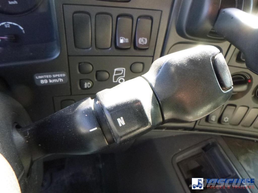 Scania P280 4x2 fuel tank 13.3 m3 / 4 comp Tankwagen