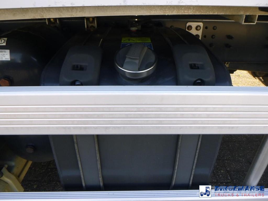 Scania P280 4x2 fuel tank 13.3 m3 / 4 comp Tankwagen