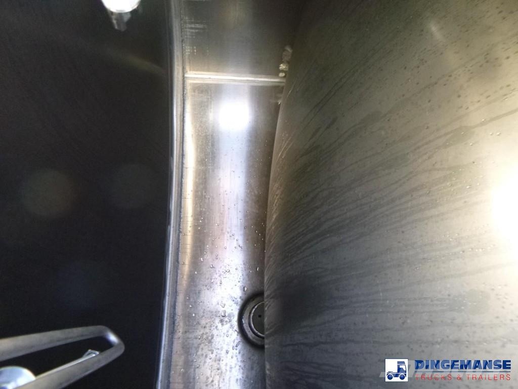 Scania P280 4x2 fuel tank 13.3 m3 / 4 comp Tankwagen