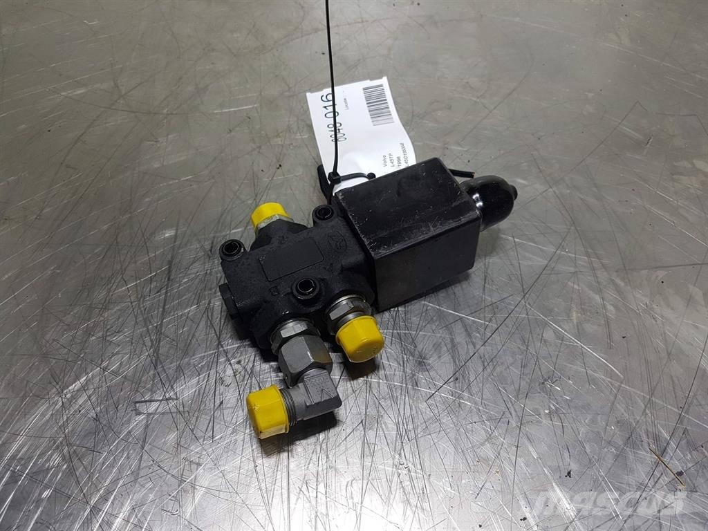 Volvo L45TP-Walvoil 12A440025-3/2 Valve-Wegeventil Hydraulik