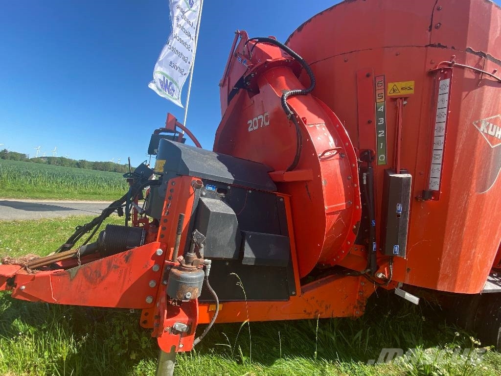 Kuhn Typ 2070 Mieszalniki