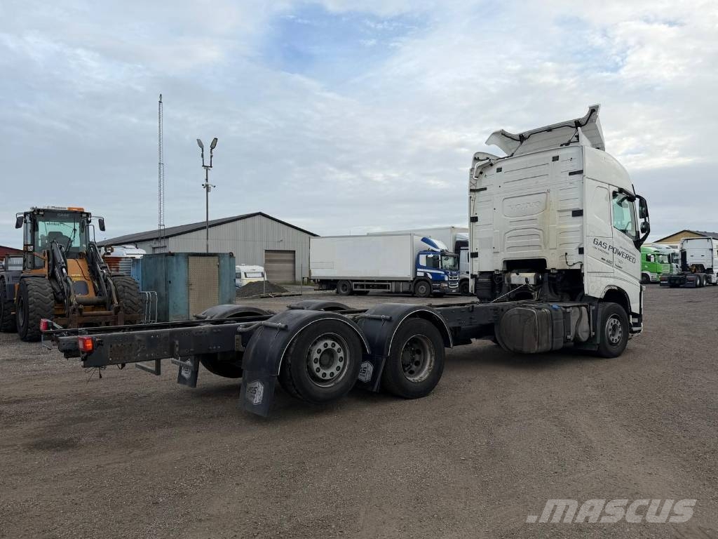 Volvo FH 6X2*4 Seri Nr 0912 Šasija ar kabīni