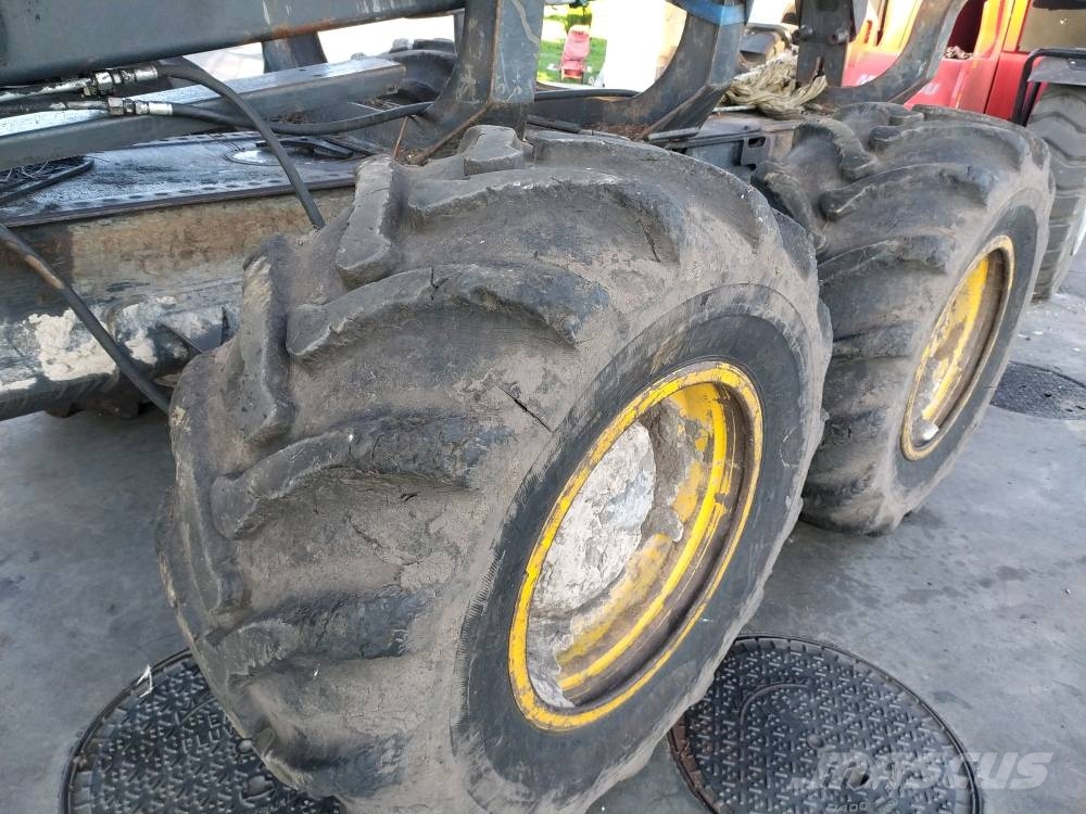 Ponsse Buffalo 6W Kuormatraktorit