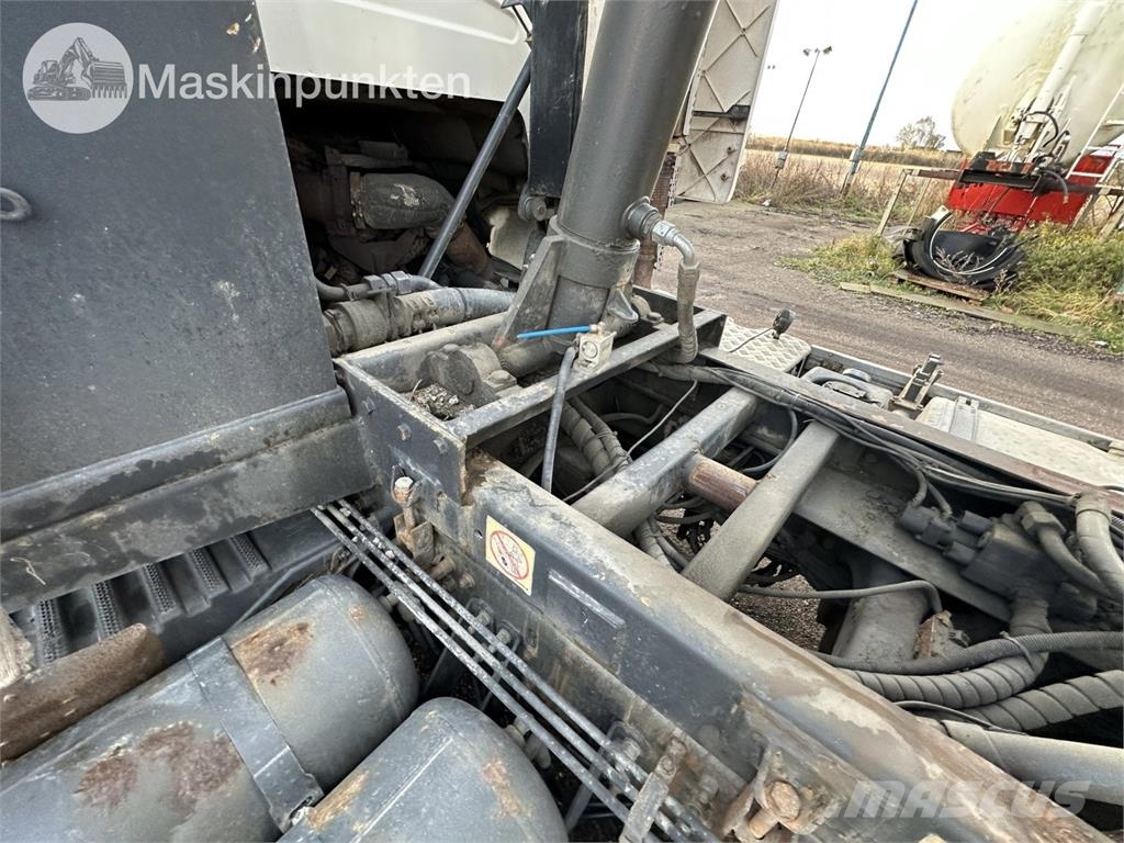 Scania R580LB8X4*4HNB Camiones bañeras basculantes o volquetes