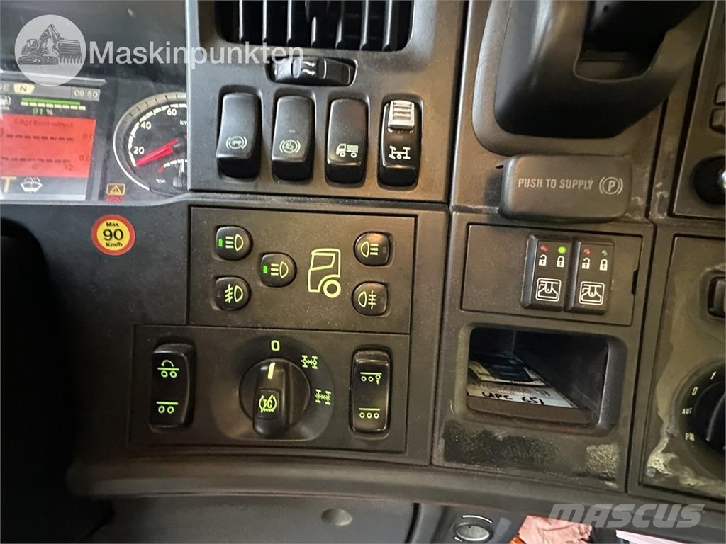 Scania R580LB8X4*4HNB Camiones bañeras basculantes o volquetes