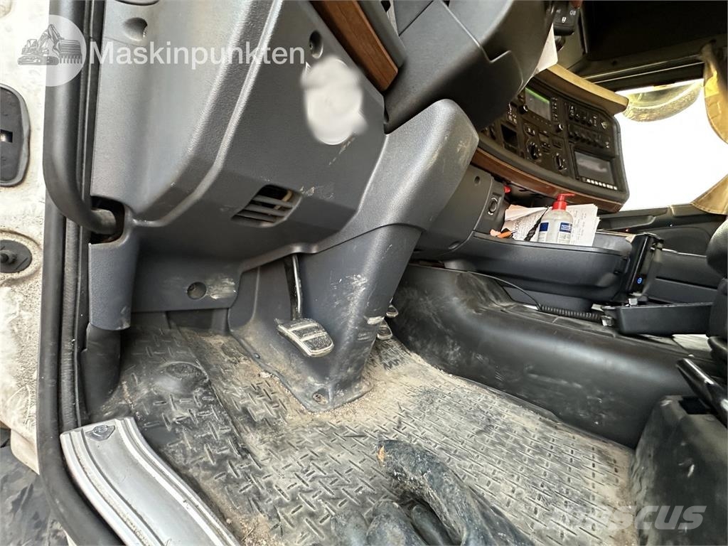 Scania R580LB8X4*4HNB Camiones bañeras basculantes o volquetes