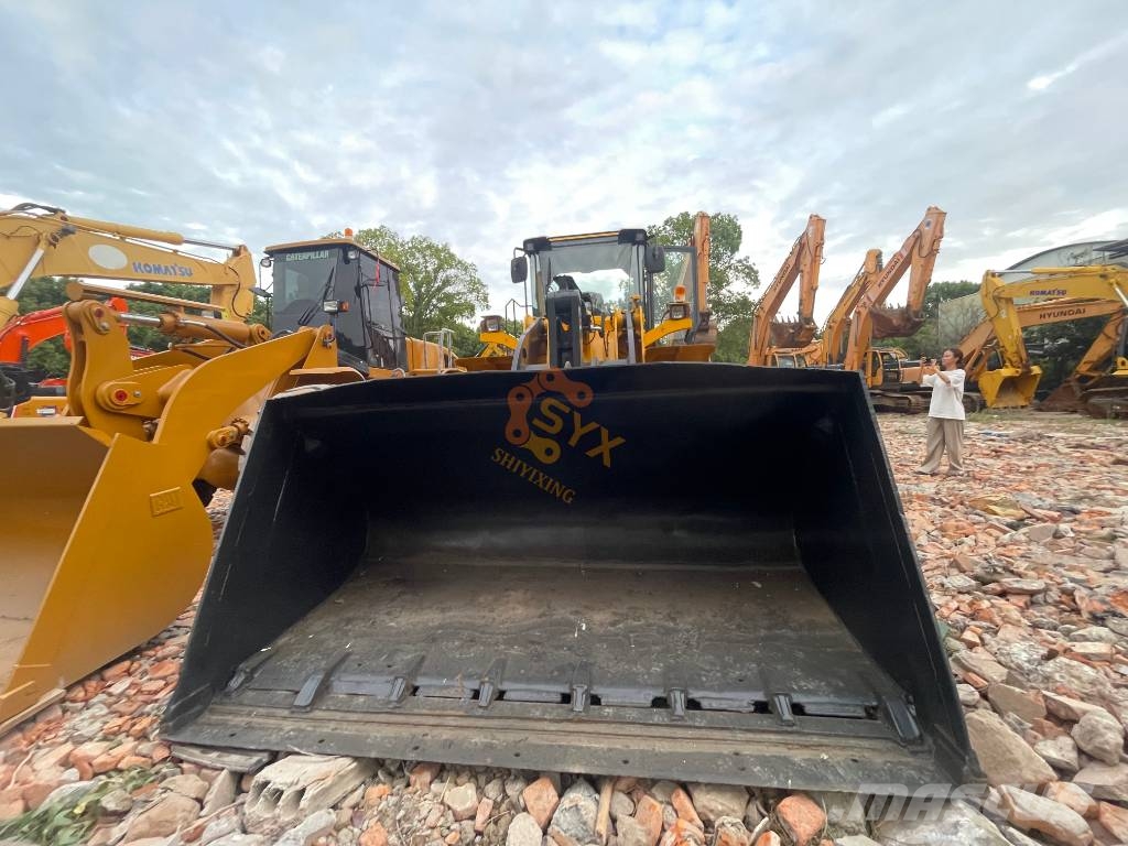 Volvo L 120 휠로우더