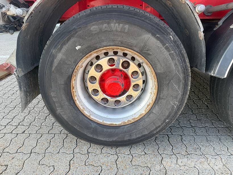 HK TIPPER 4 axle Hardox Tipper / 4 achse Hardox kipper Savivartės puspriekabės