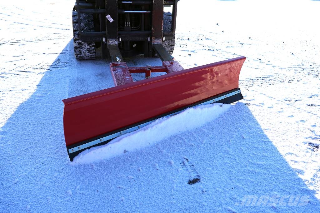 IM FRONTBLAD TRUCK MEKANISK Schneeschilde und -pflüge
